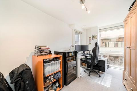 2 bedroom flat for sale, Charles Street, London N19