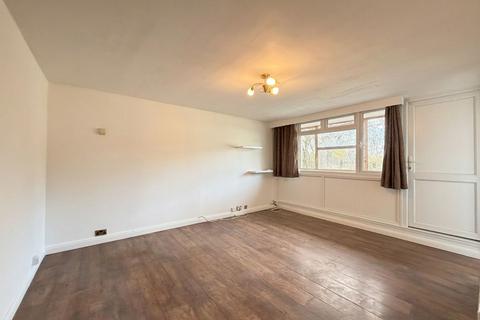 1 bedroom apartment to rent, Heritage Close, Uxbridge, UB8