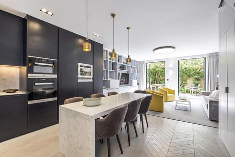 undefined, Devonshire Mews, Park Walk London SW10