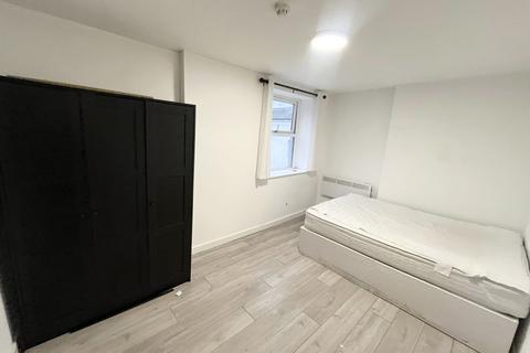 2 bedroom flat to rent, Richmond Road, Cardiff, CF24