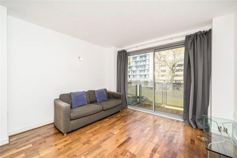 2 bedroom flat to rent, Deals Gateway, London SE13