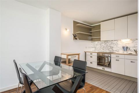 2 bedroom flat to rent, Deals Gateway, London SE13