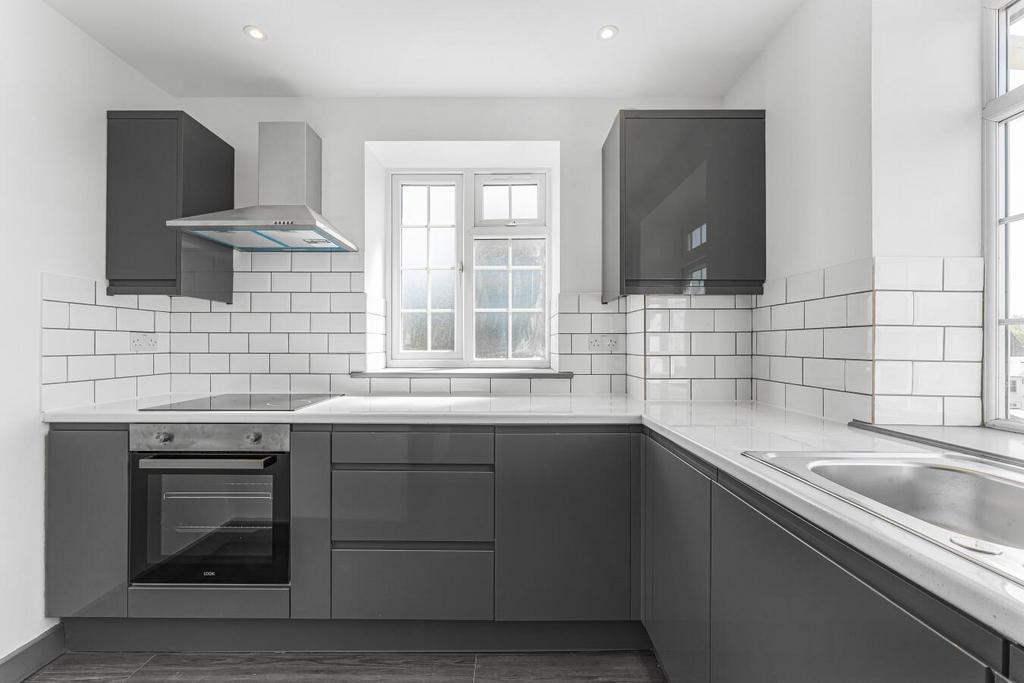 Kitchen main.jpg