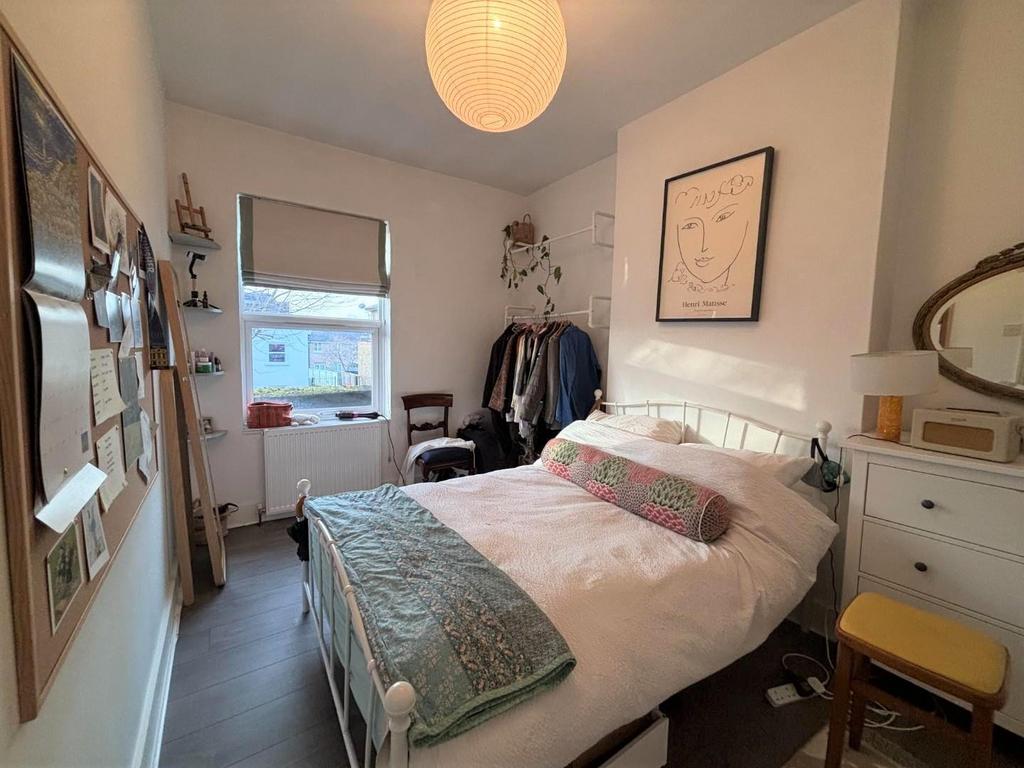 Bedroom2 bright.jpg