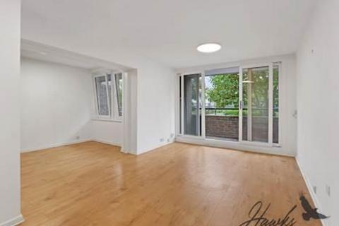 3 bedroom apartment to rent, Nero Court | Brentford Docks | Water Views
