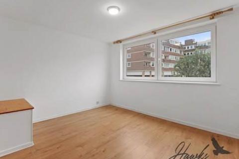 3 bedroom apartment to rent, Nero Court | Brentford Docks | Water Views