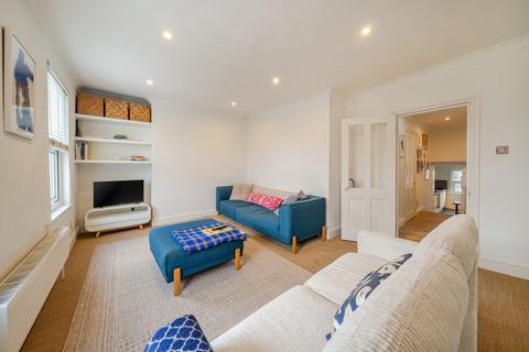 1 bedroom apartment for sale, Kings Grove, London