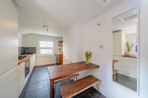 1 bedroom apartment for sale, Kings Grove, London