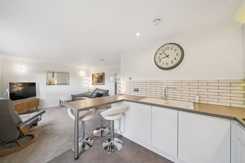 undefined, 32 Camperdown Court, Helensburgh, G84 9HJ