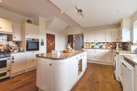 4 bedroom detached house for sale, Periton Road, Minehead