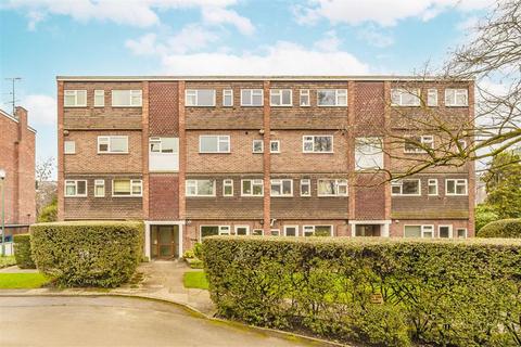 undefined, Broom Close, Teddington TW11