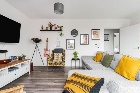 2 bedroom penthouse for sale, St Thunderer Street, London