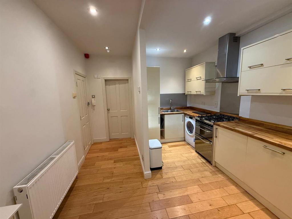Kitchen/hallway