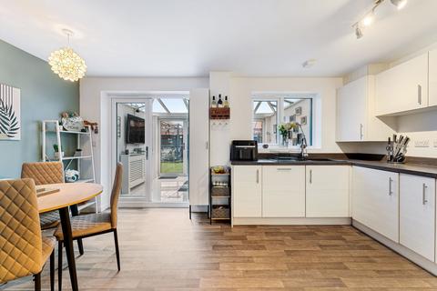 4 bedroom semi-detached house for sale, St. Peters Walk, Widnes WA8