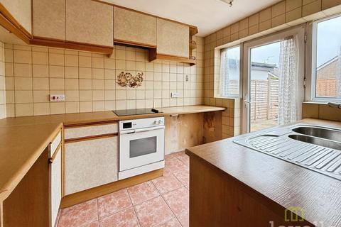 3 bedroom semi-detached house for sale, Birchwood Avenue  , Lincoln LN6