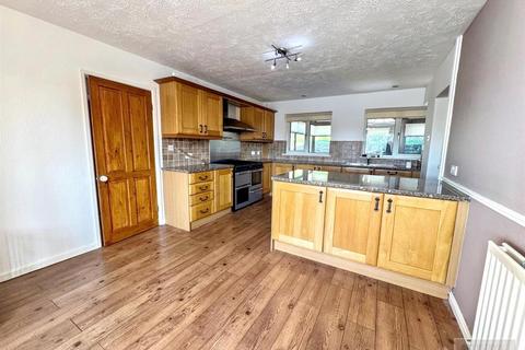 undefined, Campbell Avenue, Leek