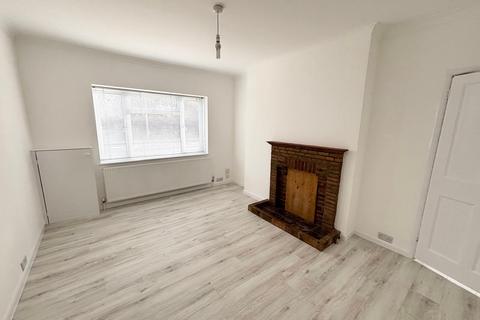 undefined, New Road, Shepperton, TW17