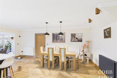 4 bedroom detached house for sale, Llanbister, Llandrindod Wells