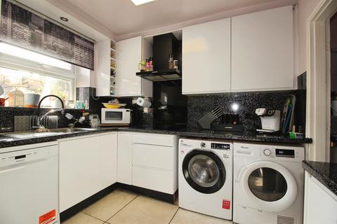 3 bedroom semi-detached house for sale, Langley Place, Leeds