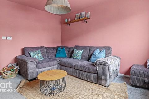 2 bedroom semi-detached house for sale, Old Cannon Way, Bury St Edmunds