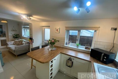 undefined, The Avenue, Tonyrefail, Porth, CF39