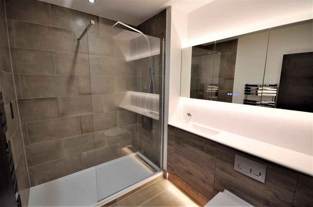 En-Suite Shower Room