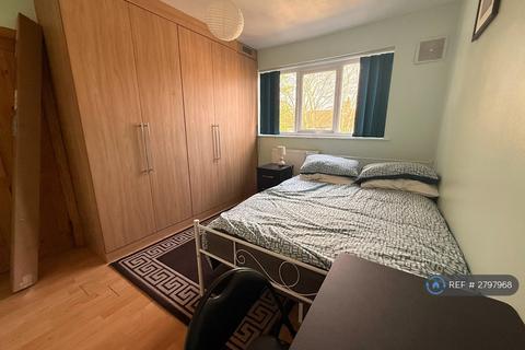 undefined, Longhill Road, London, SE6