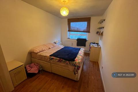 undefined, Saltwell Street, London, E14