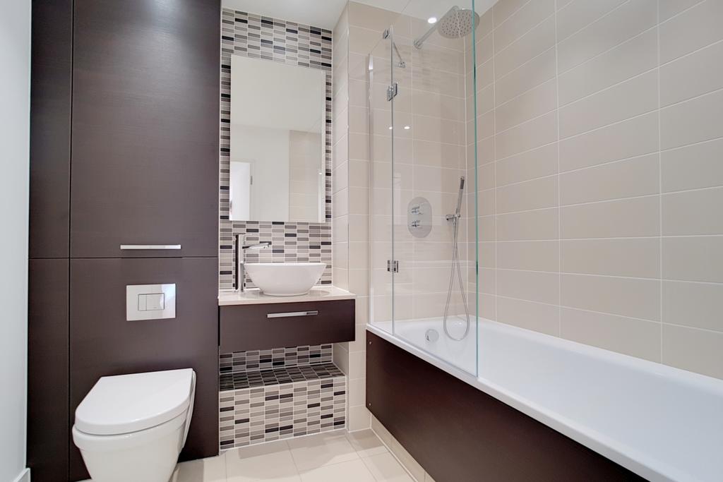16 Bathroom 1