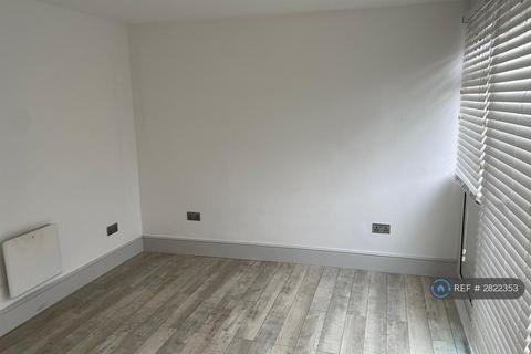 1 bedroom flat to rent, Radcliffe Road, West Bridgford, Nottingham, NG2