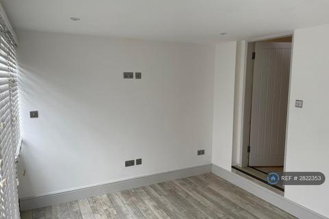 1 bedroom flat to rent, Radcliffe Road, West Bridgford, Nottingham, NG2
