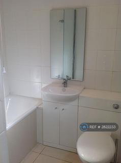 1 bedroom flat to rent, Earlham Grove, London, E7