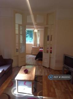 1 bedroom flat to rent, Earlham Grove, London, E7