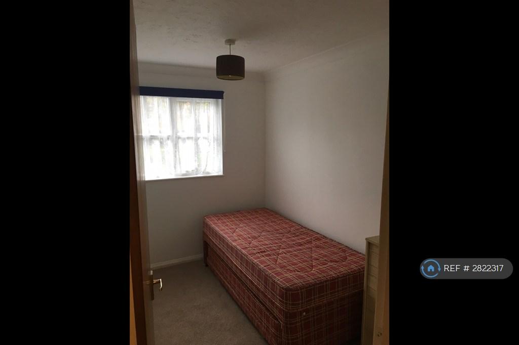 2nd Bedroom - Full Redec &amp; New Carpet Aug 18