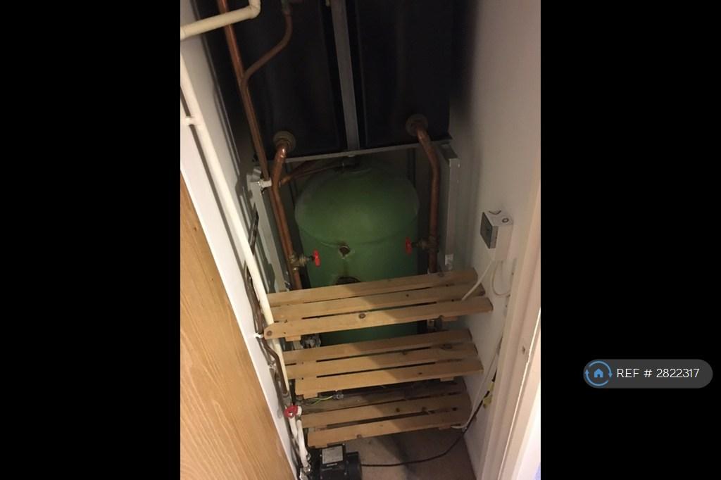 Hot Water Tank And Pump