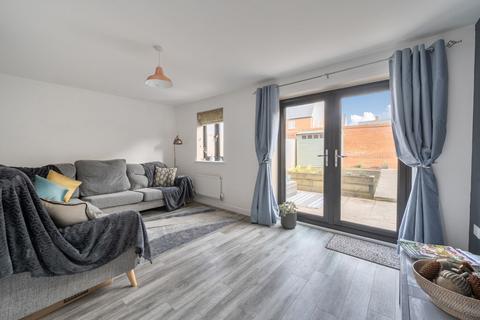 4 bedroom terraced house for sale, Epsom Avenue, Towcester, Northamptonshire, NN12