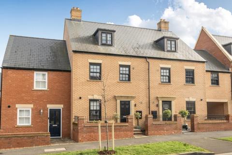 Epsom Avenue, Towcester, Northamptonshire, NN12