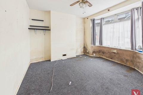 3 bedroom terraced house for sale, Tudor Road, Luton LU3