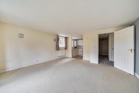 2 bedroom flat for sale, Brownlow Lodge,  Brownlow Road,  Reading,  RG1
