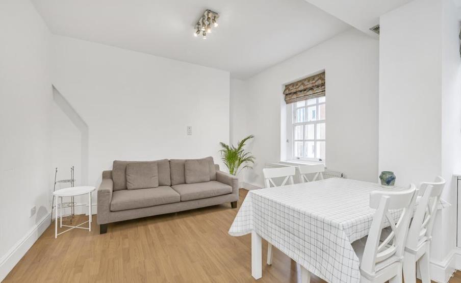 1b 241-243 baker street 1 09.03 .png