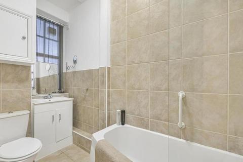 2 bedroom apartment to rent, Park Road, London NW1