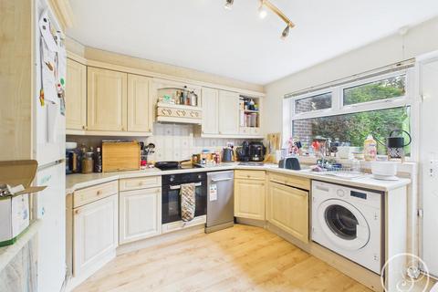 undefined, Pendil Close, Leeds