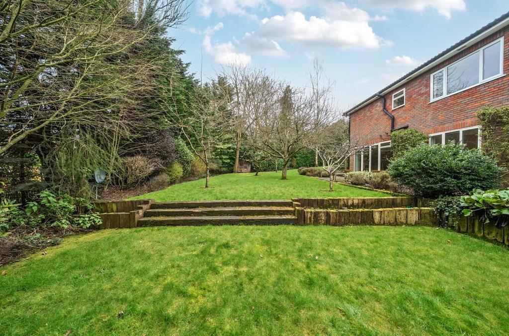 Davidson Frost-Wellings, DFW, Barnet Lane, Elstree