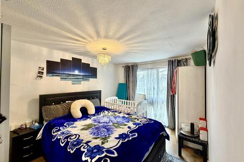 2 bedroom apartment for sale, Oakley Close, Isleworth TW7