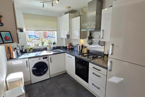 3 bedroom townhouse for sale, Stilton Close, Aylesbury