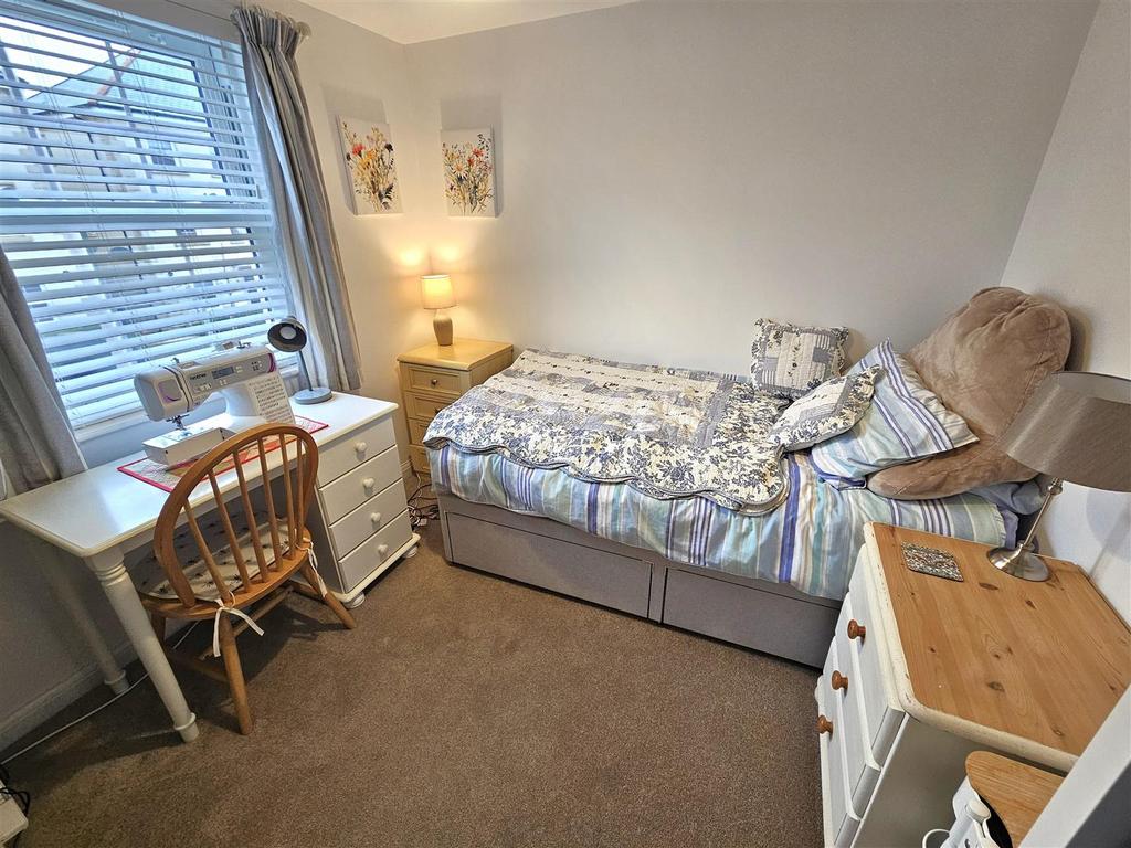 Bedroom 3.jpg