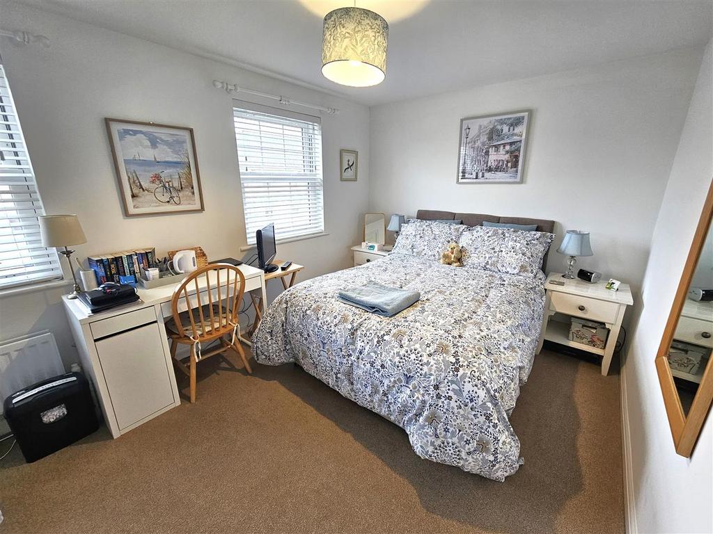 Bedroom 2.jpg