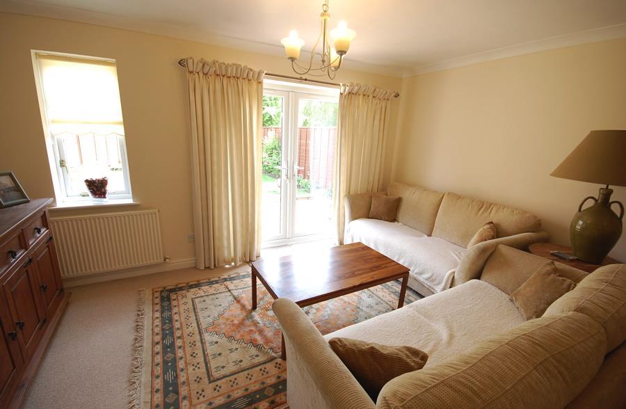 Lounge Area 1.JPG