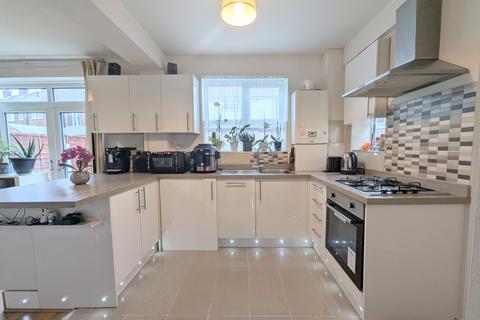 3 bedroom semi-detached house for sale, Riversdale View, Woodley
