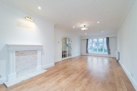 undefined, Woolwich Road, London, SE2